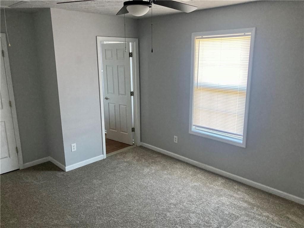 Building Photo - 625 Baron Dr