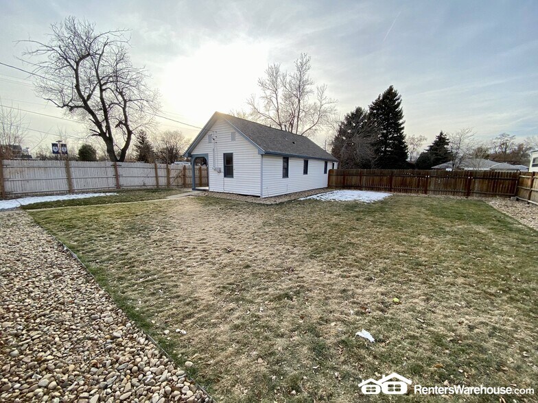 Building Photo - 4898 S Logan St