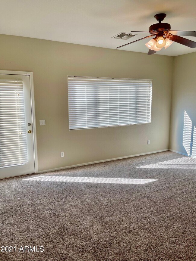 Building Photo - 23808 N Sunrise Cir