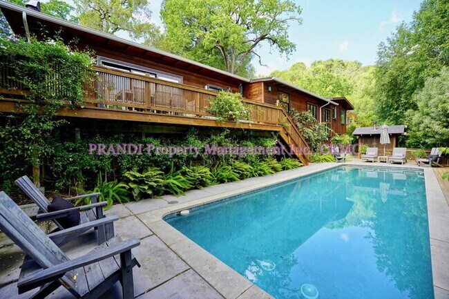 Building Photo - 22 Madrone Ct