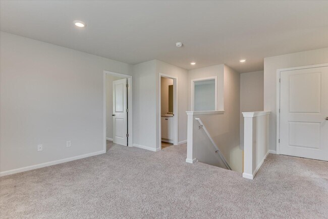 Building Photo - 630 Downstream Ct