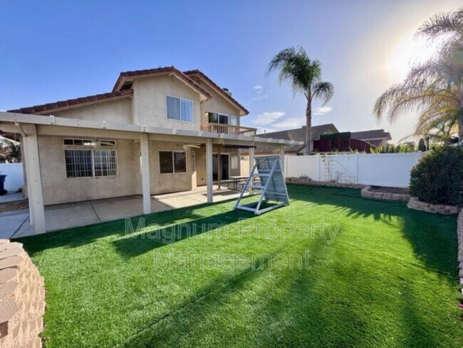 Building Photo - 40475 Crystal Aire Ct