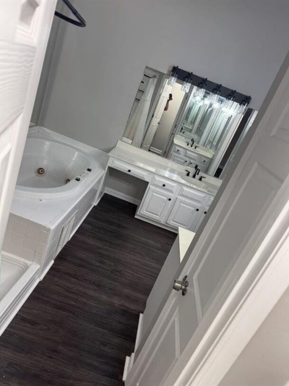 Building Photo - 2505 Oak Quarters