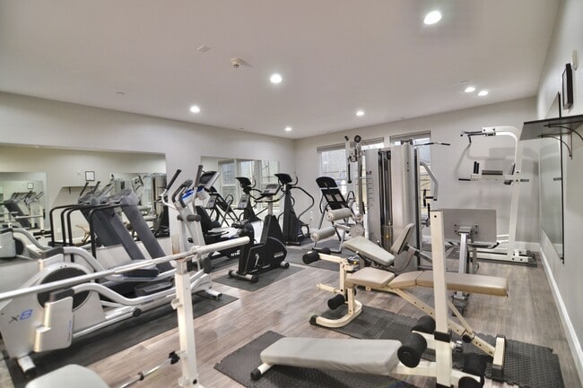 Building Photo - 5703 Laurel Canyon Blvd
