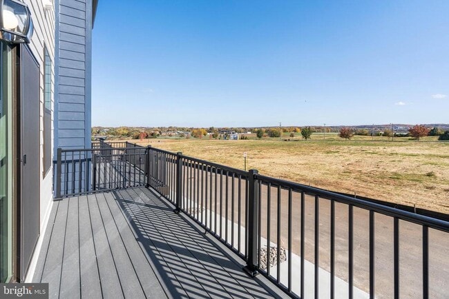 Building Photo - 760 Union St