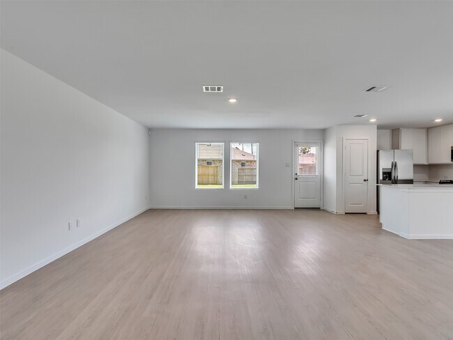 Building Photo - 921 Capracotta Dr