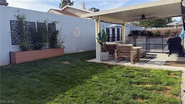 Building Photo - 1504 Dorothy Dr