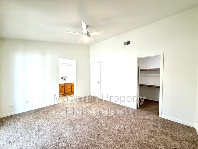 Building Photo - 44836 Marge Pl