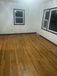 Building Photo - 2818 Central Ave