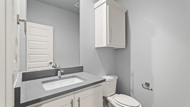 Building Photo - 217 Olde Ml Ct