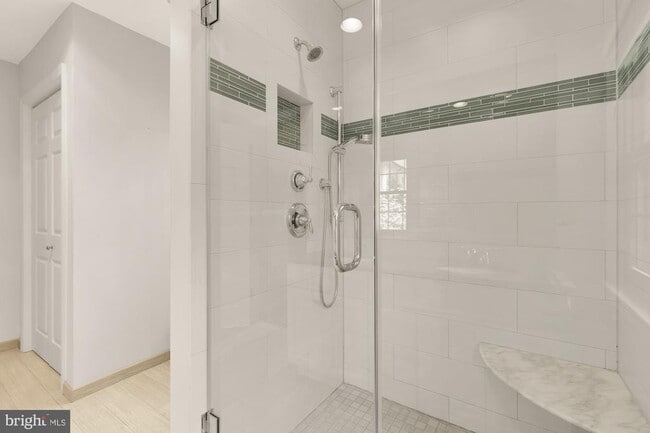 Building Photo - 4809 Wellington Dr