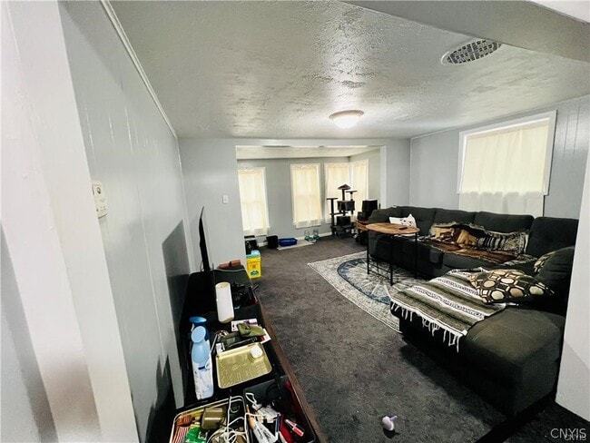 Building Photo - 132 Palmer St