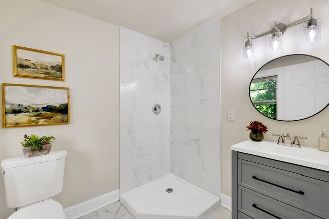 Building Photo - Avondale Gem!! - 3 Bed/2 Bath