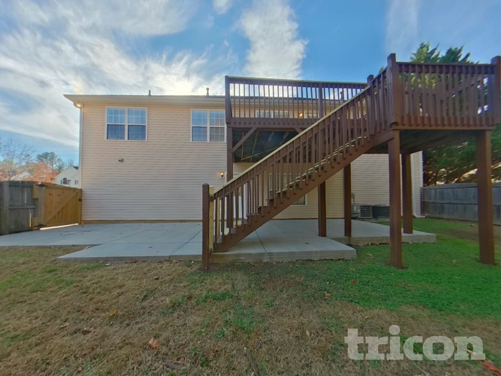 Building Photo - 15 Stable Ln