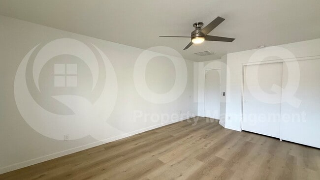 Building Photo - 12609 W Colter St