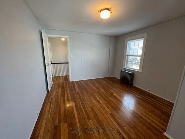 Building Photo - 30 Stearns Rd