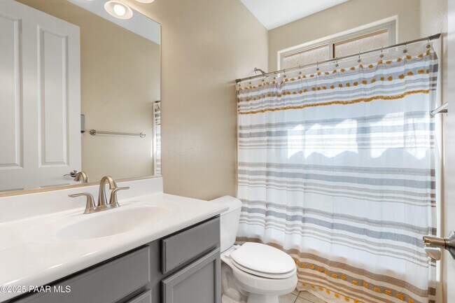 Building Photo - 2416 Alberta Way