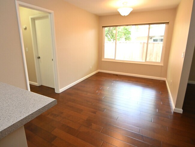 Building Photo - 1651 Cassiar Dr