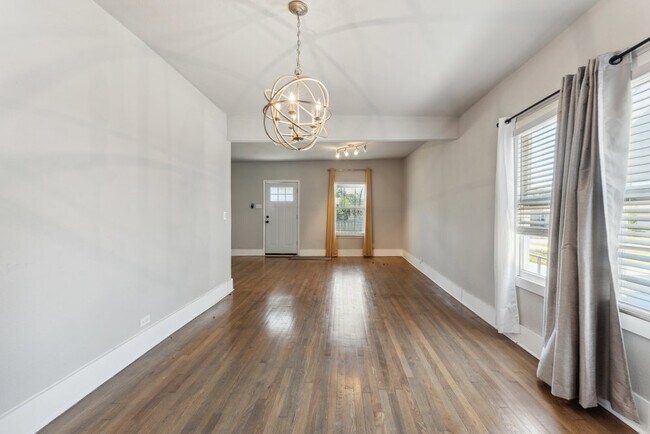 Building Photo - 1031 Schley Ave