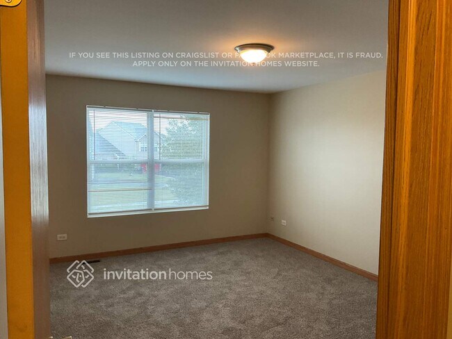 Building Photo - 16323 Zausa Dr