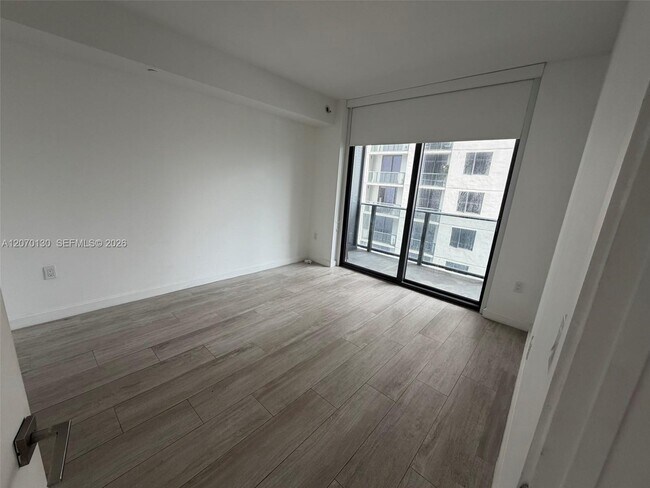 Building Photo - 55 SW 9th St