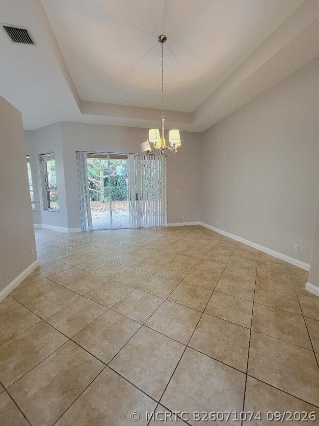 Building Photo - 2620 Sandy Cay
