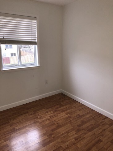 3rd Bedroom - 7415 Rhondda Dr