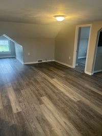 Building Photo - 335 S Lincoln Ave