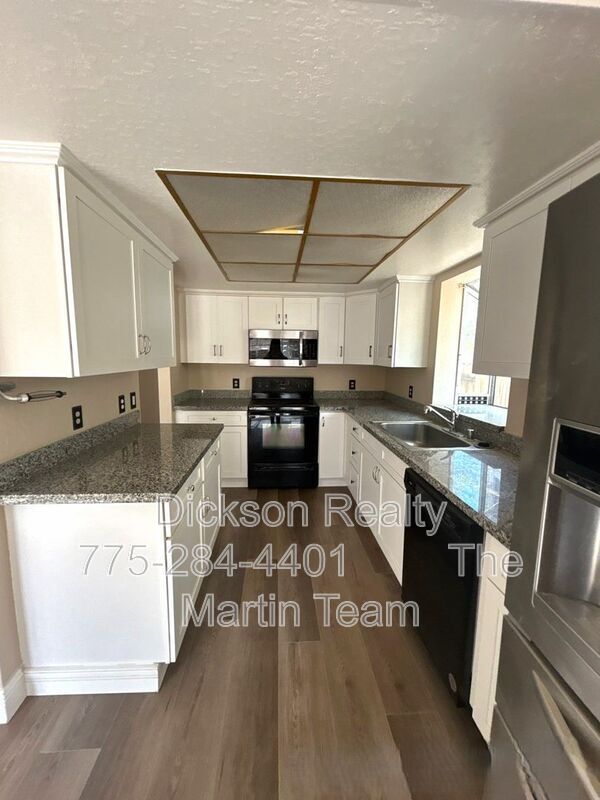 Building Photo - 6126 White Water Way