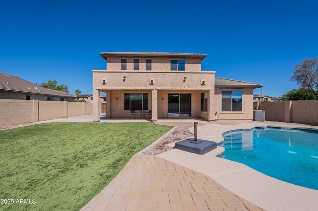 Building Photo - 12307 W Villa Hermosa