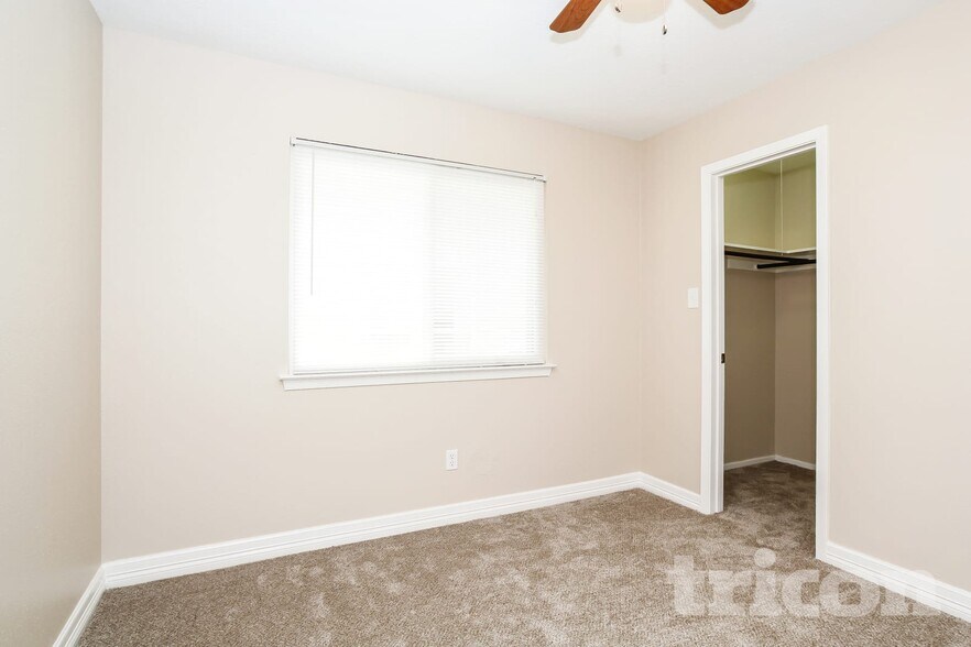 Building Photo - 7206 Sonnet Glen Ln