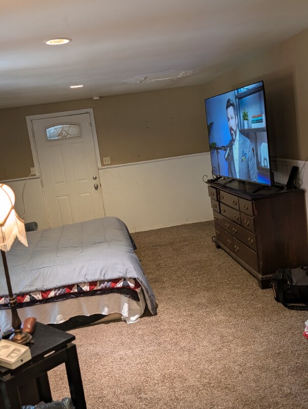 Building Photo - 557 Murray Hill Dr