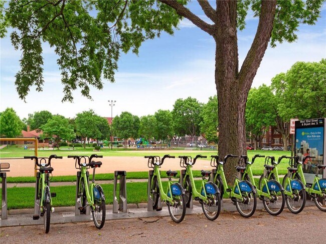 Building Photo - 3630 Colfax Ave S