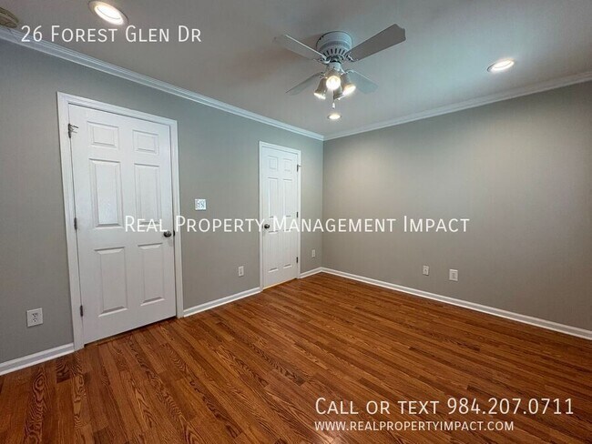 Building Photo - 26 Forest Glen Dr