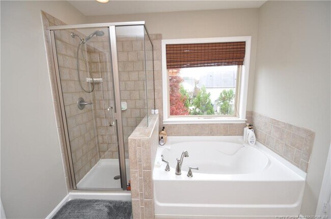 Building Photo - 300 Lime Creek Ct