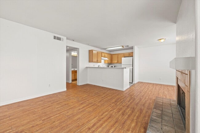 Building Photo - 2972 Juniper Hills Blvd