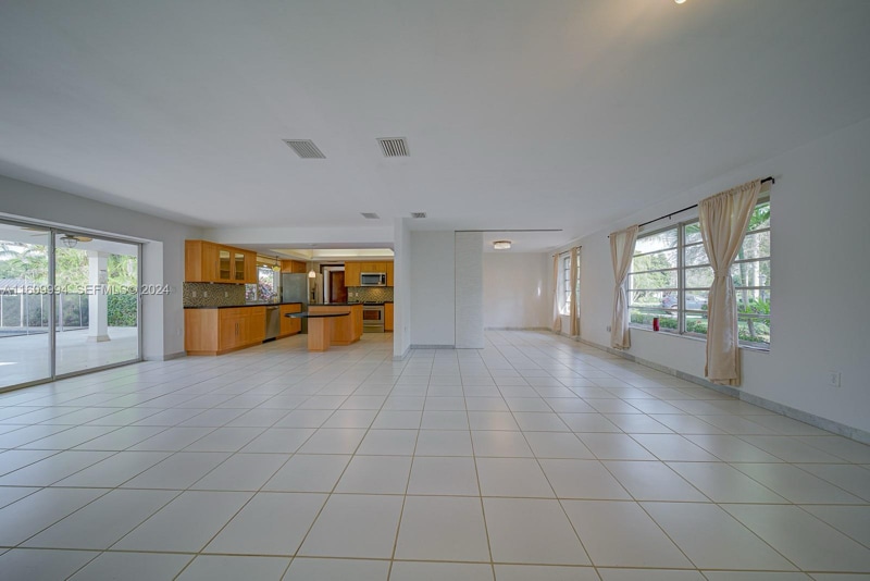 Building Photo - 7460 SW 109th Terrace