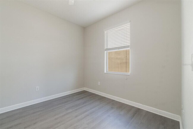 Building Photo - 3589 Cortland Dr