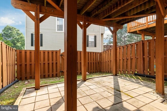 Building Photo - 2471 Clover Field Cir