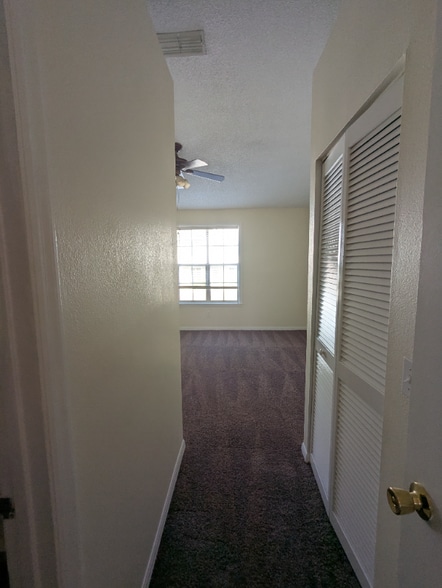 Building Photo - 11313 Stratton Park Dr
