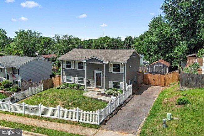 Building Photo - 13728 Gran Deur Dr