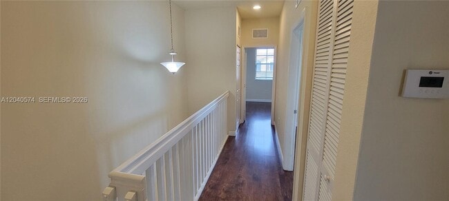 Building Photo - 8872 W 35th Ct