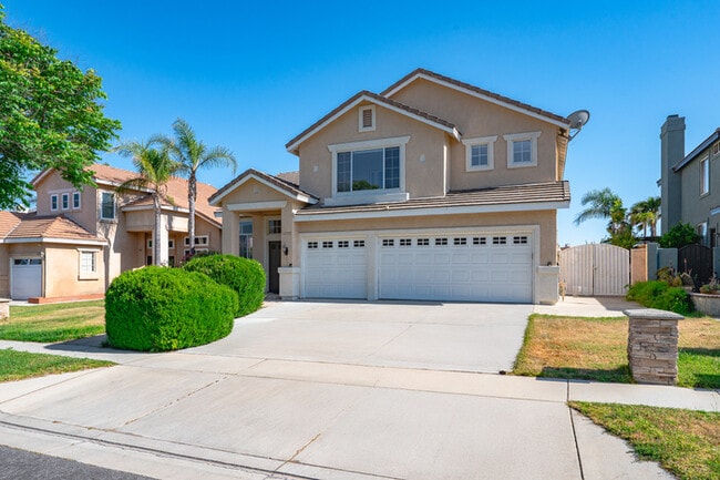 Building Photo - 10919 Mirador Dr