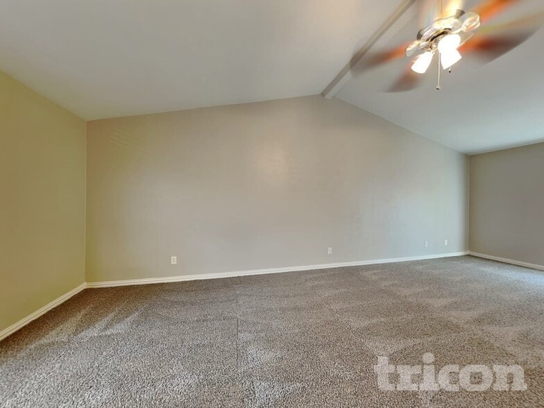 Building Photo - 405 Magnolia Dr