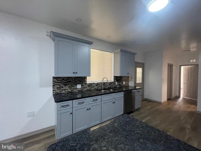 Building Photo - 20 Pennsylvania Ave