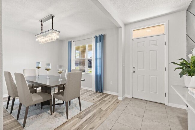 Building Photo - 747 Lazio Cir