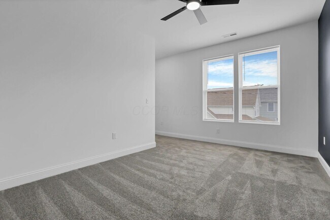Building Photo - 901 Miller Ave