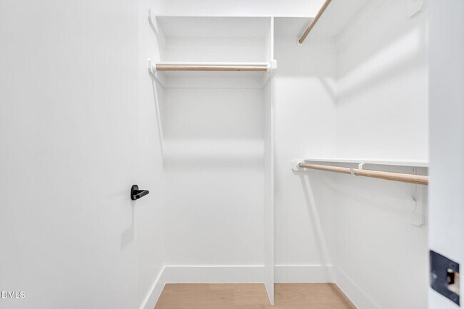 Building Photo - 810 Culpepper Ln