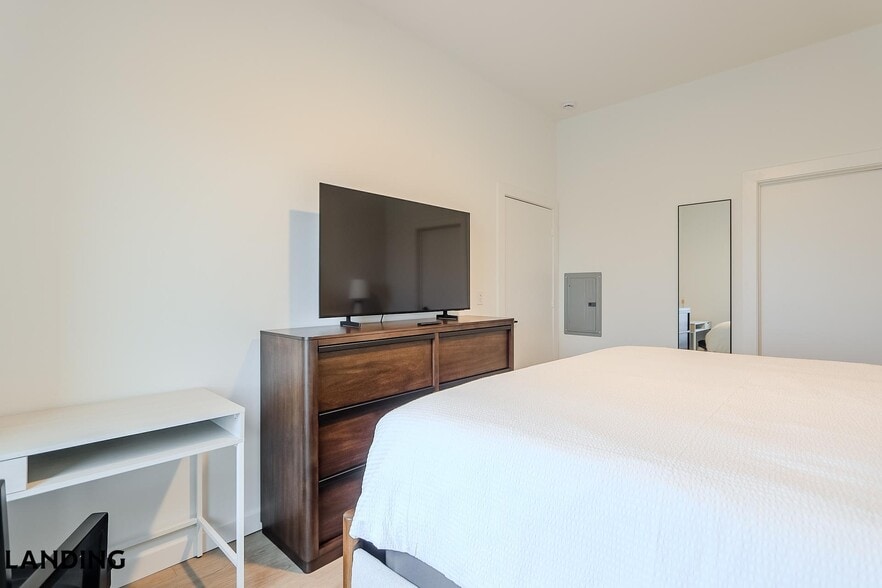 Building Photo - 2623 Keene St