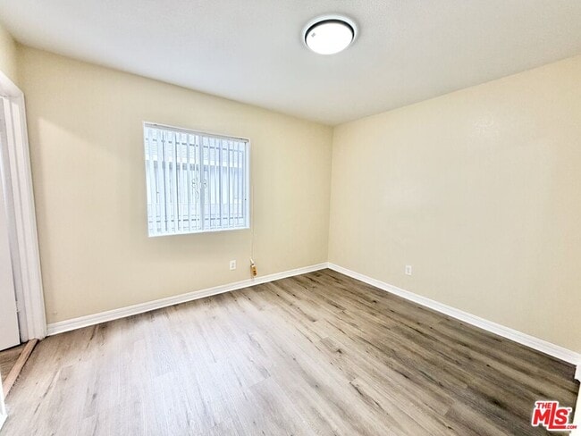 Building Photo - 138 W 93rd St